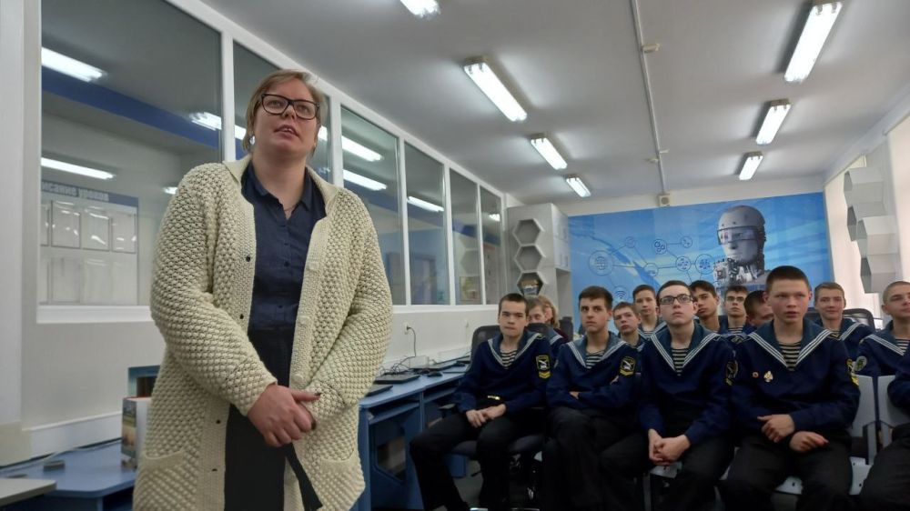 13 марта в ЦГДБ им. А. Гайдара Централизованной системы детских библиотек Симферополя ко Дню воссоединения Крыма с Россией прошел телемост «Россия и Крым – мы вместе!» между учащимися кадетского класса МБОУ «Школа-гимназия... 13 марта в ЦГДБ им. А. Гайдара Централизованной системы детских библиотек Симферополя ко Дню воссоединения Крыма с Россией прошел телемост «Россия и Крым – мы вместе!» между учащимися кадетского класса МБОУ «Школа-гимназия...