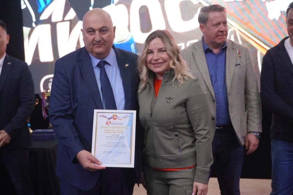 Ольга Торубарова: На торжественном открытии Первенства ЮФО по ММА вручила благодарности Министерства Спорта Республики Крым почетным гостям за поддержку федерации ММА Республики Крым Ольга Торубарова: На торжественном открытии Первенства ЮФО по ММА вручила благодарности Министерства Спорта Республики Крым почетным гостям за поддержку федерации ММА Республики Крым