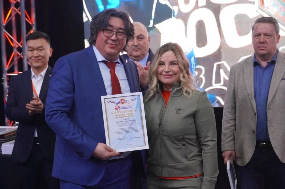 Ольга Торубарова: На торжественном открытии Первенства ЮФО по ММА вручила благодарности Министерства Спорта Республики Крым почетным гостям за поддержку федерации ММА Республики Крым Ольга Торубарова: На торжественном открытии Первенства ЮФО по ММА вручила благодарности Министерства Спорта Республики Крым почетным гостям за поддержку федерации ММА Республики Крым