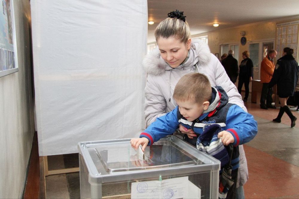 Владимир Константинов: 16 марта 2014 года прошёл Общекрымский референдум, по итогам которого наш полуостров вернулся в Россию Владимир Константинов: 16 марта 2014 года прошёл Общекрымский референдум, по итогам которого наш полуостров вернулся в Россию