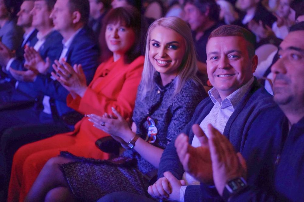 Анастасия Гридчина: Сегодня с удовольствием приняла участие в патриотическом концерте, посвященном Дню воссоединения Крыма с Россией – событию, ознаменовавшему новую эпоху в истории полуострова Анастасия Гридчина: Сегодня с удовольствием приняла участие в патриотическом концерте, посвященном Дню воссоединения Крыма с Россией – событию, ознаменовавшему новую эпоху в истории полуострова