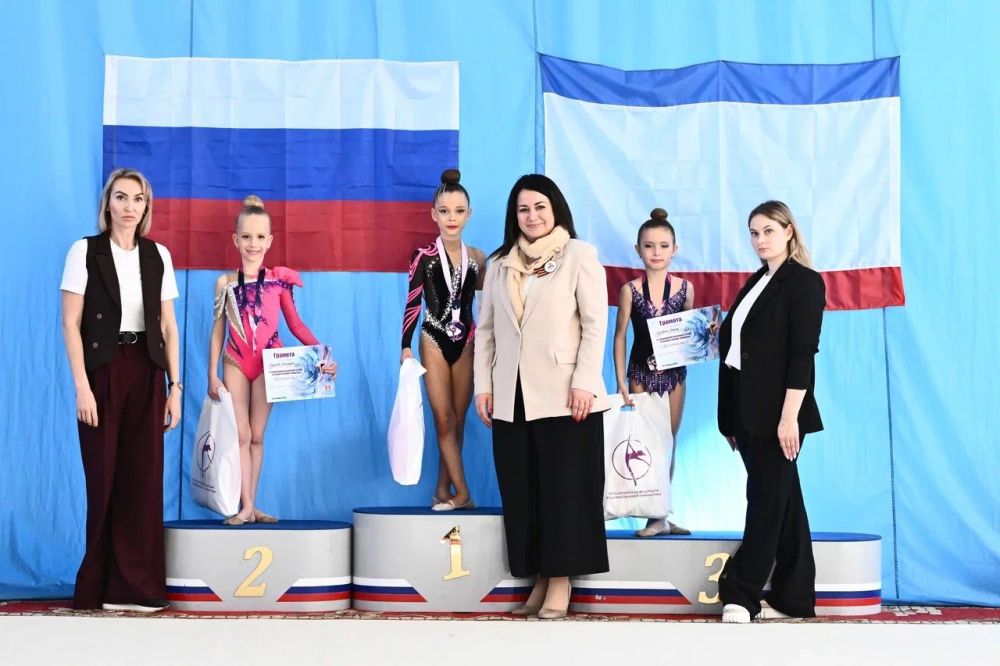 14 марта на базе Республиканского спортивно-тренировочного центра «Крым-СПОРТ» состоялся торжественный парад открытия и награждения Открытого традиционного юбилейного турнира по художественной гимнастике «Весенний вальс»... 14 марта на базе Республиканского спортивно-тренировочного центра «Крым-СПОРТ» состоялся торжественный парад открытия и награждения Открытого традиционного юбилейного турнира по художественной гимнастике «Весенний вальс»...