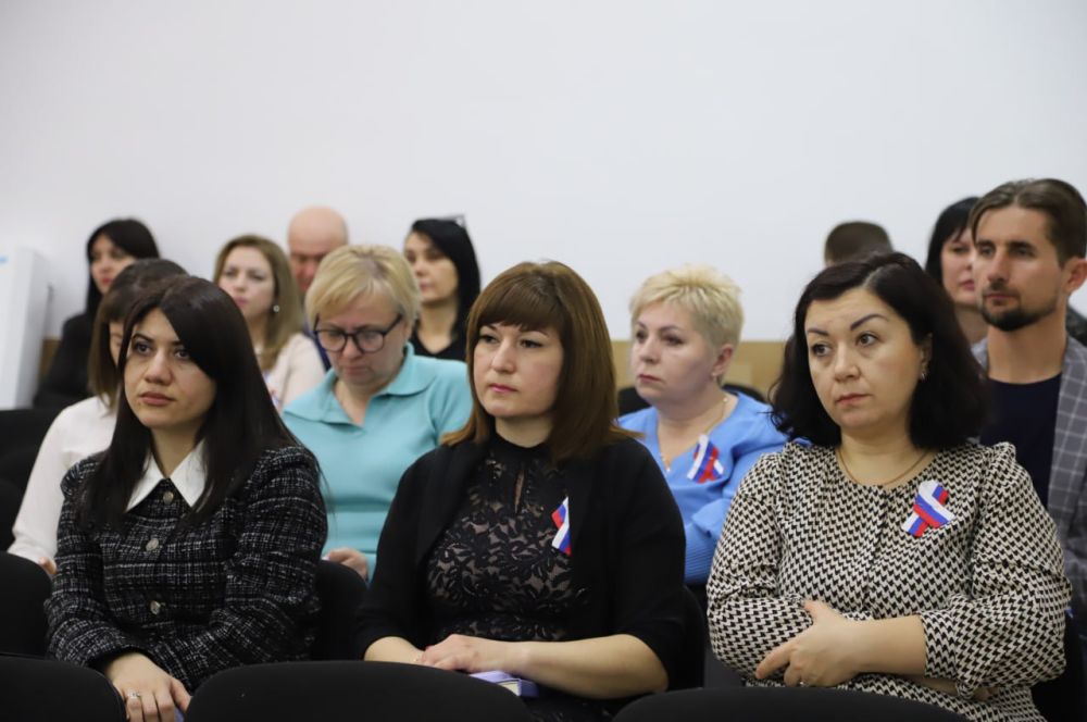 Анжелика Ястребова: С 1 апреля 2025 года начнется весенний призыв граждан на срочную службу, об этом рассказал военный комиссар Бахчисарайского района Игорь Антонов Анжелика Ястребова: С 1 апреля 2025 года начнется весенний призыв граждан на срочную службу, об этом рассказал военный комиссар Бахчисарайского района Игорь Антонов