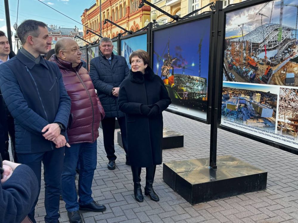 Екатерина Алтабаева: Сегодня приняла участие в открытии фотовыставки, посвященной одиннадцатой годовщине воссоединения Севастополя и Крыма с Россией Екатерина Алтабаева: Сегодня приняла участие в открытии фотовыставки, посвященной одиннадцатой годовщине воссоединения Севастополя и Крыма с Россией
