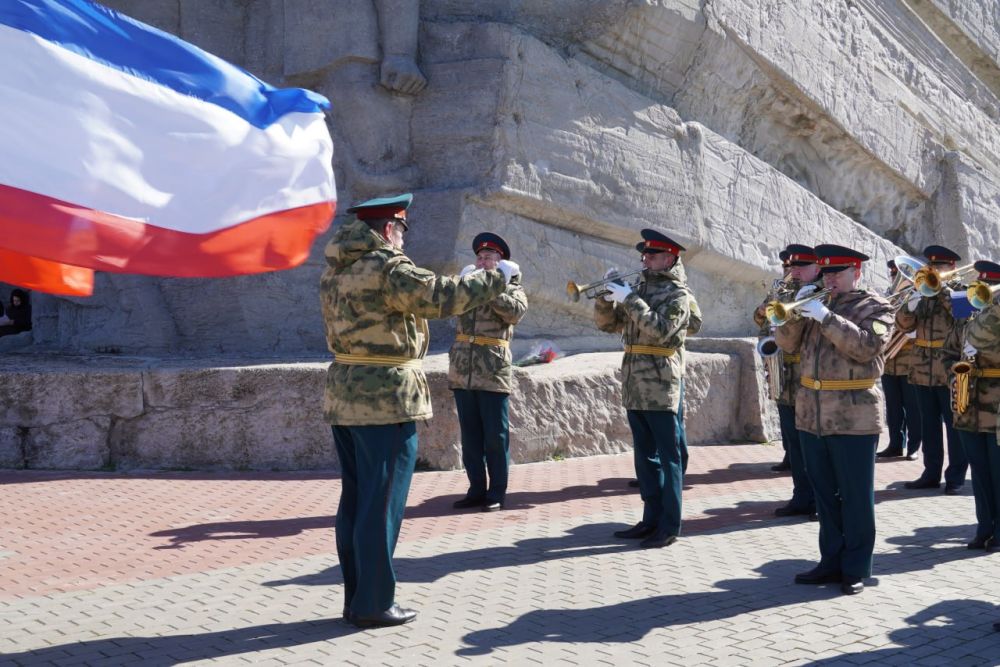 В Керчи прошла «Эстафета Победы — 2025» В Керчи прошла «Эстафета Победы — 2025»