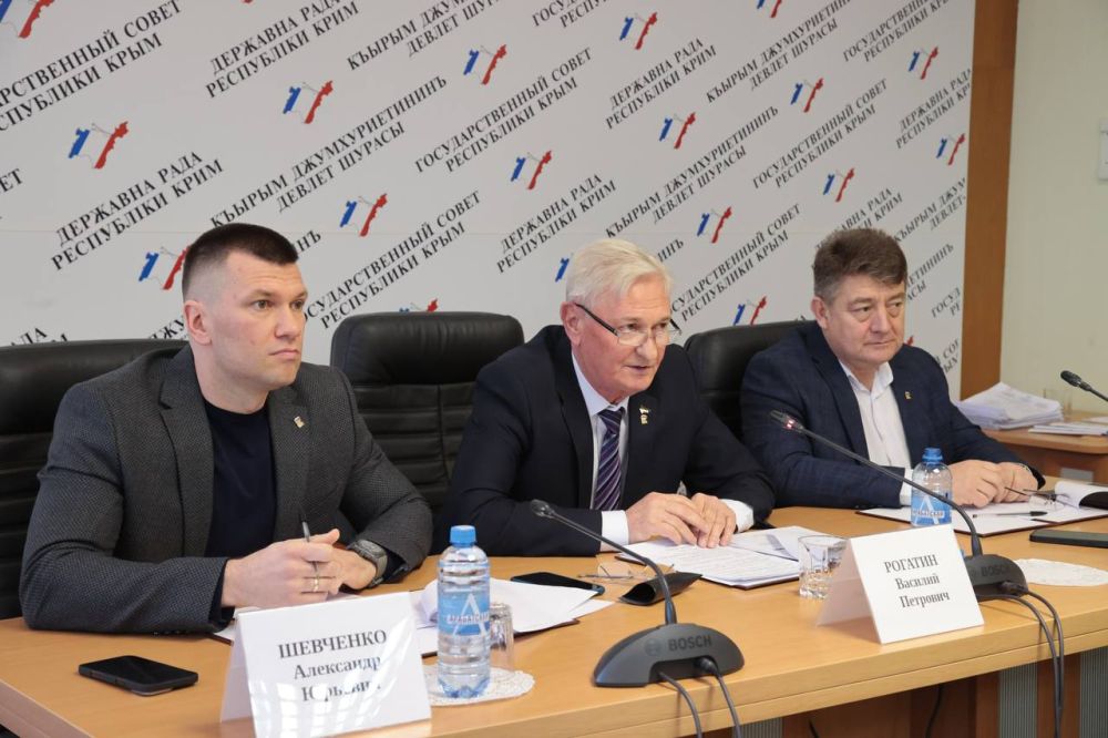 Василий Рогатин: Потребность в кадрах в АПК Крыма к 2030 году составит порядка 1700 сотрудников Василий Рогатин: Потребность в кадрах в АПК Крыма к 2030 году составит порядка 1700 сотрудников