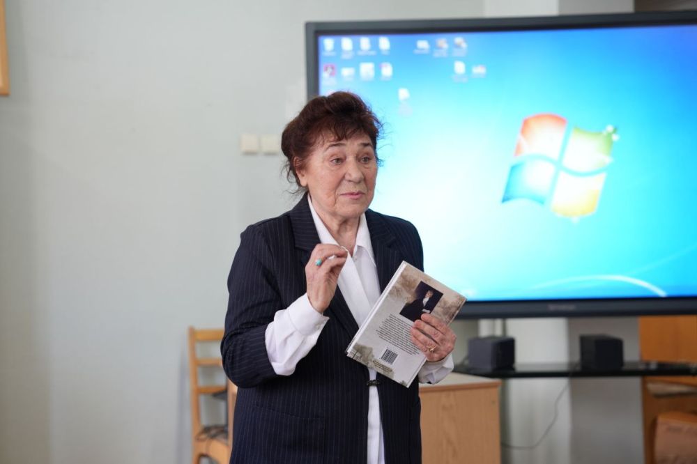 В КИПУ имени Февзи Якубова прошла презентация книги «Док де Ришелье в истории Крыма, России и Франции» В КИПУ имени Февзи Якубова прошла презентация книги «Док де Ришелье в истории Крыма, России и Франции»