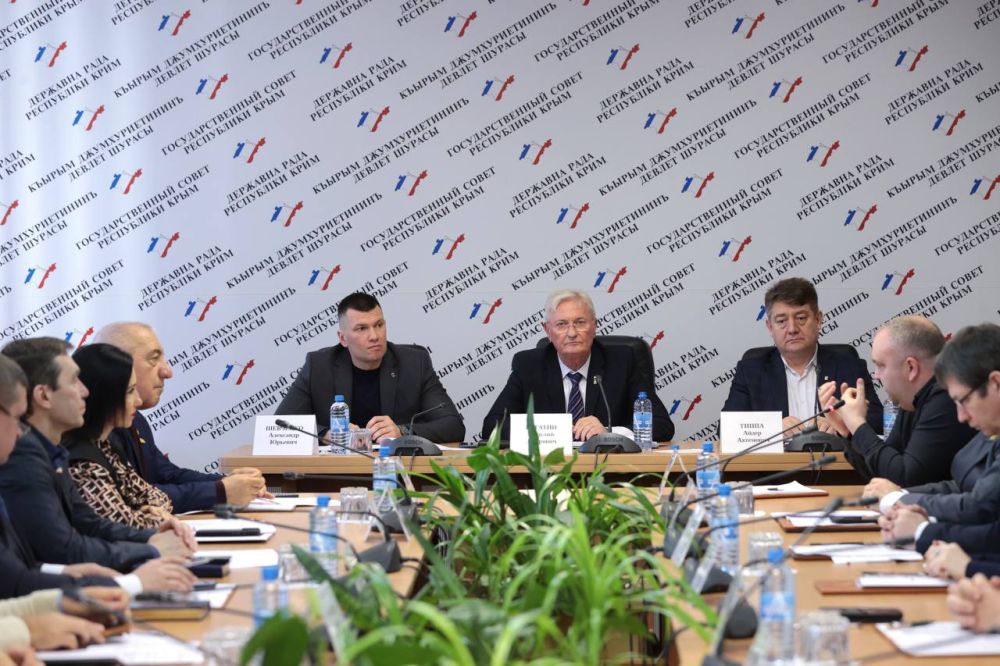 Василий Рогатин: Потребность в кадрах в АПК Крыма к 2030 году составит порядка 1700 сотрудников Василий Рогатин: Потребность в кадрах в АПК Крыма к 2030 году составит порядка 1700 сотрудников