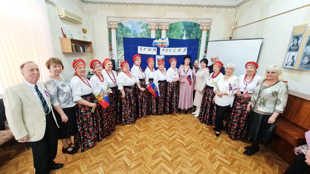 В учреждениях социального обслуживания проведены праздничные мероприятия, посвященные 11-й годовщине воссоединения Крыма с Россией В учреждениях социального обслуживания проведены праздничные мероприятия, посвященные 11-й годовщине воссоединения Крыма с Россией
