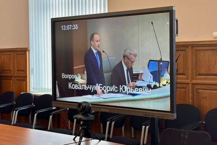 Владимир Немцев: Сегодня в режиме ВКС принял участие в правительственном часе, посвященном отчету Счетной палаты Российской Федерации за 2024 год Владимир Немцев: Сегодня в режиме ВКС принял участие в правительственном часе, посвященном отчету Счетной палаты Российской Федерации за 2024 год