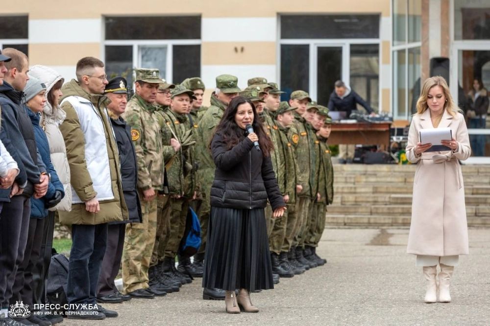 Сила духа!. На базе Агротехнологической академии КФУ им. В. И. Вернадского прошла военно-патриотическая эстафета «Сила духа». Она объединила 180 студентов из различных вузов Сила духа!. На базе Агротехнологической академии КФУ им. В. И. Вернадского прошла военно-патриотическая эстафета «Сила духа». Она объединила 180 студентов из различных вузов