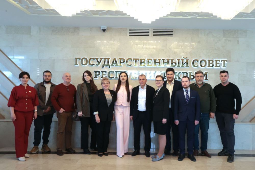 Владимир Константинов: В Государственном Совете провели круглый стол на тему: «Крымский парламентаризм: прошлое, настоящее, будущее» Владимир Константинов: В Государственном Совете провели круглый стол на тему: «Крымский парламентаризм: прошлое, настоящее, будущее»