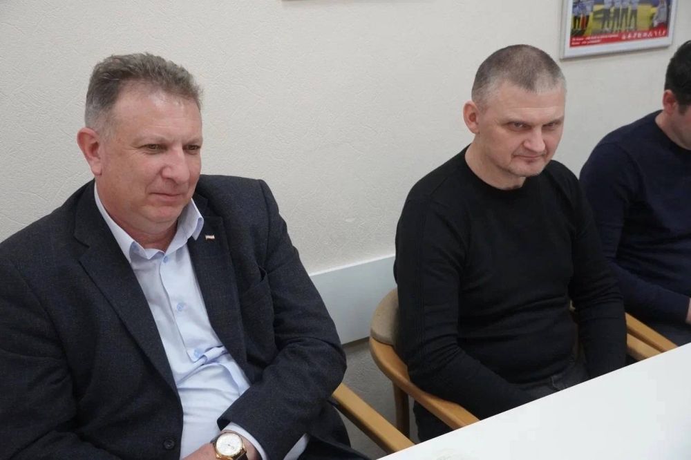 Ольга Торубарова: В завершении рабочей недели, прошло заседание комиссии по продлению государственной аккредитации федераций спортивной гимнастики Республик Крым, сумо Республики Крым, автомобильного и мотоциклетного спорта... Ольга Торубарова: В завершении рабочей недели, прошло заседание комиссии по продлению государственной аккредитации федераций спортивной гимнастики Республик Крым, сумо Республики Крым, автомобильного и мотоциклетного спорта...