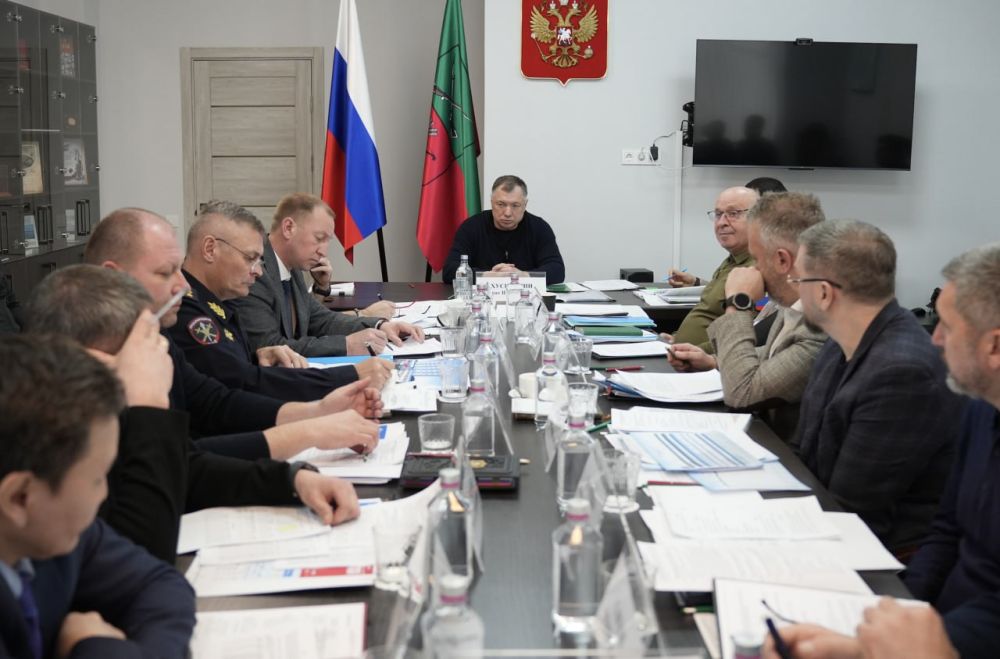 Вице-премьер Марат Хуснуллин совершил рабочие поездки в Запорожскую область и Севастополь Вице-премьер Марат Хуснуллин совершил рабочие поездки в Запорожскую область и Севастополь