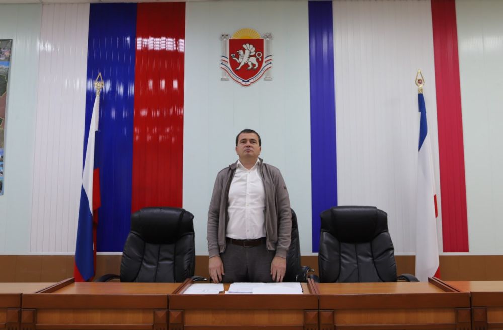 Ольга Урайкина: Сегодня в большом зале администрации Бахчисарайского района после заседания президиума, на котором были предварительно рассмотрены проекты решений, состоялась 9-я сессия Бахчисарайского районного совета 3-го... Ольга Урайкина: Сегодня в большом зале администрации Бахчисарайского района после заседания президиума, на котором были предварительно рассмотрены проекты решений, состоялась 9-я сессия Бахчисарайского районного совета 3-го...