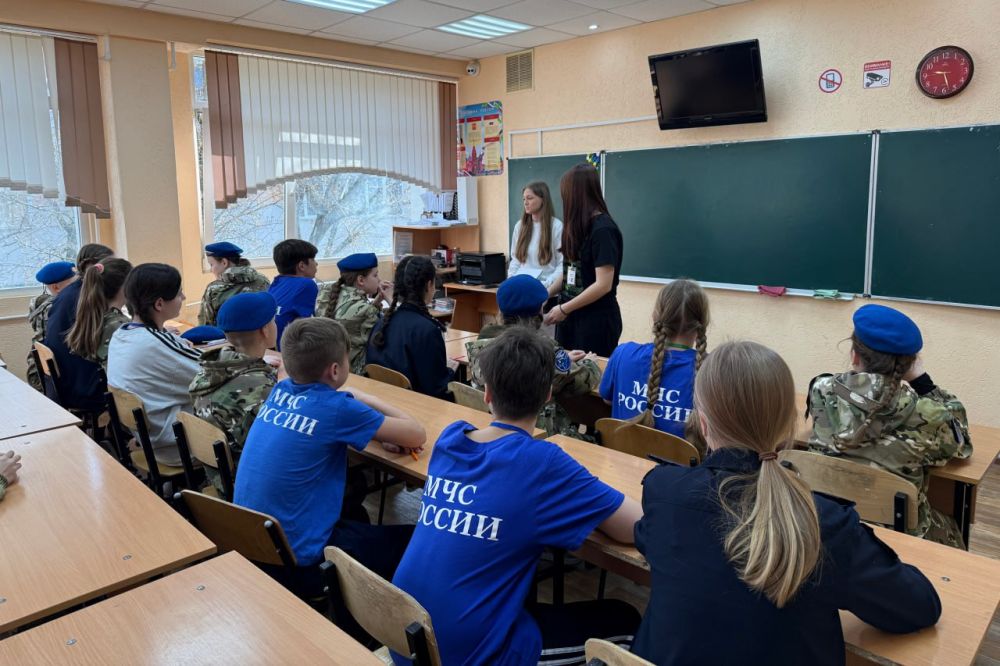 В Симферополе стартовал муниципальный этап «Зарница 2.0» В Симферополе стартовал муниципальный этап «Зарница 2.0»