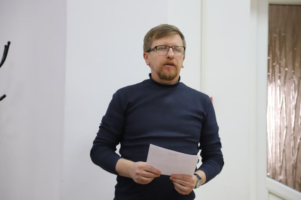 Ольга Урайкина: Сегодня в большом зале администрации Бахчисарайского района после заседания президиума, на котором были предварительно рассмотрены проекты решений, состоялась 9-я сессия Бахчисарайского районного совета 3-го... Ольга Урайкина: Сегодня в большом зале администрации Бахчисарайского района после заседания президиума, на котором были предварительно рассмотрены проекты решений, состоялась 9-я сессия Бахчисарайского районного совета 3-го...