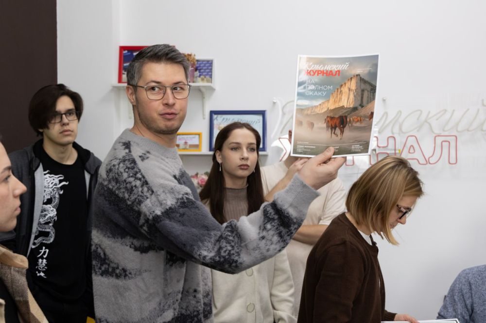 И еще немного фото с экскурсии студентов 3 курса КИПУ по редакции медиахолдинга "Крымская газета" И еще немного фото с экскурсии студентов 3 курса КИПУ по редакции медиахолдинга "Крымская газета"