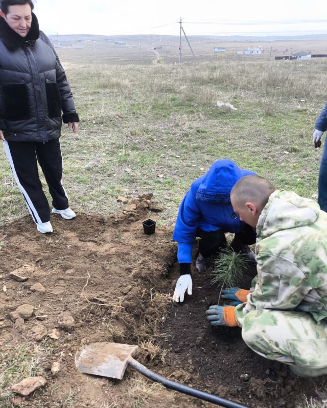 Урожайновское сельское поселение встретило весну не только с обновлённой природой, но и с новым символом памяти и уважения к истории Урожайновское сельское поселение встретило весну не только с обновлённой природой, но и с новым символом памяти и уважения к истории