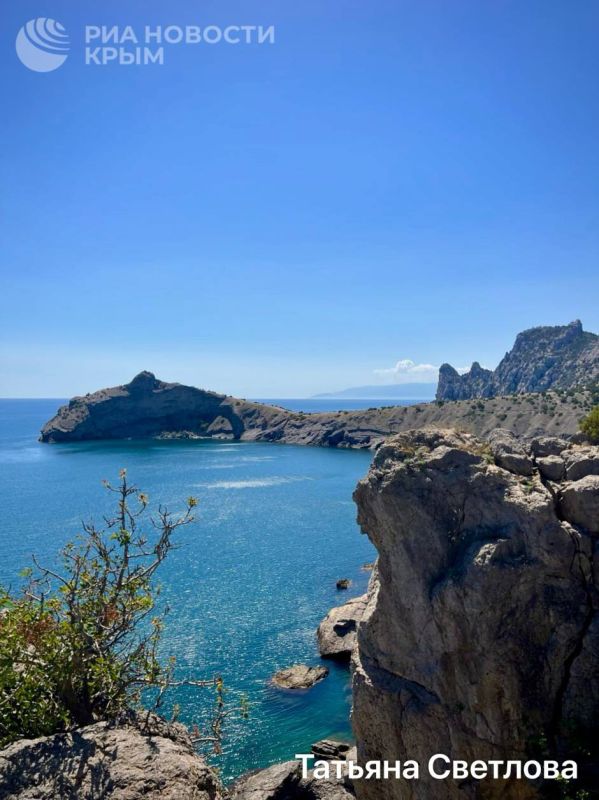 Крымских красот очень много, но ваших фото еще больше Крымских красот очень много, но ваших фото еще больше