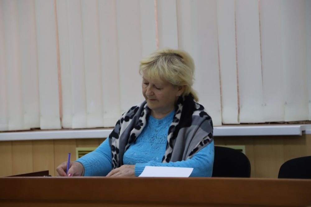 Ольга Урайкина: Сегодня в большом зале администрации Бахчисарайского района состоялось второе заседание Общественного совета Бахчисарайского района Ольга Урайкина: Сегодня в большом зале администрации Бахчисарайского района состоялось второе заседание Общественного совета Бахчисарайского района