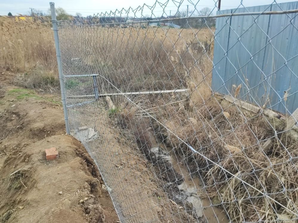 #жкх. В районе улицы Шевякова сотрудники Службы городского хозяйства завершают важный этап работы по борьбе с подтоплениями низменного участка частного сектора #жкх. В районе улицы Шевякова сотрудники Службы городского хозяйства завершают важный этап работы по борьбе с подтоплениями низменного участка частного сектора