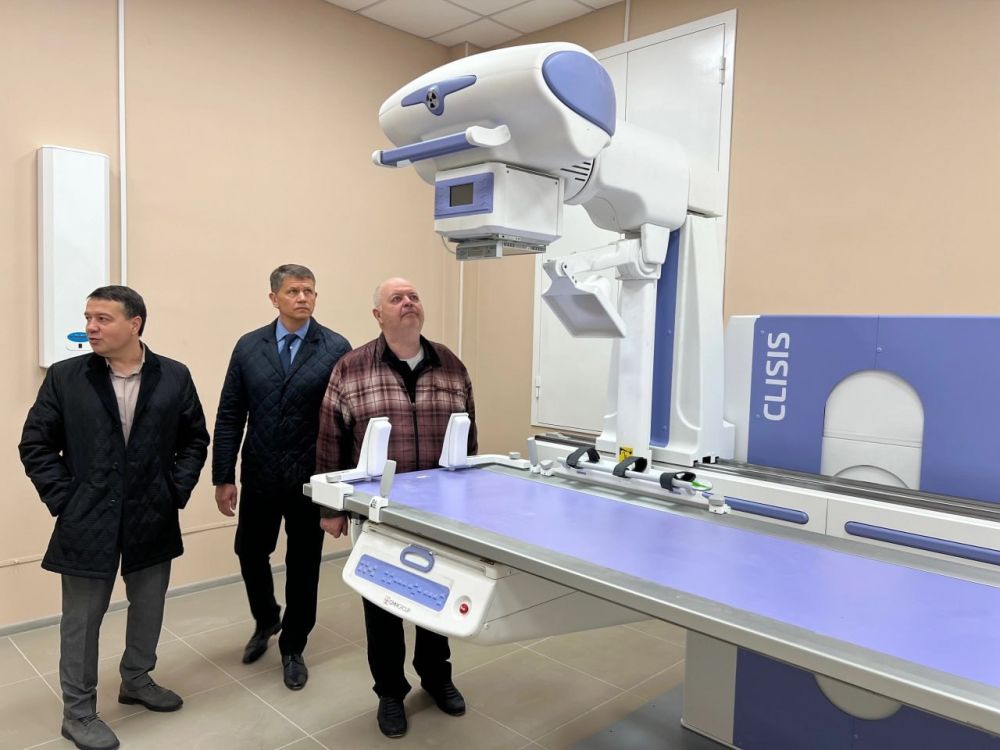 Общественная проверка хода строительства новой поликлиники в Симферополе Общественная проверка хода строительства новой поликлиники в Симферополе