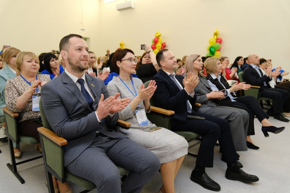 В Ялте выбирают лучших воспитателей Крыма В Ялте выбирают лучших воспитателей Крыма