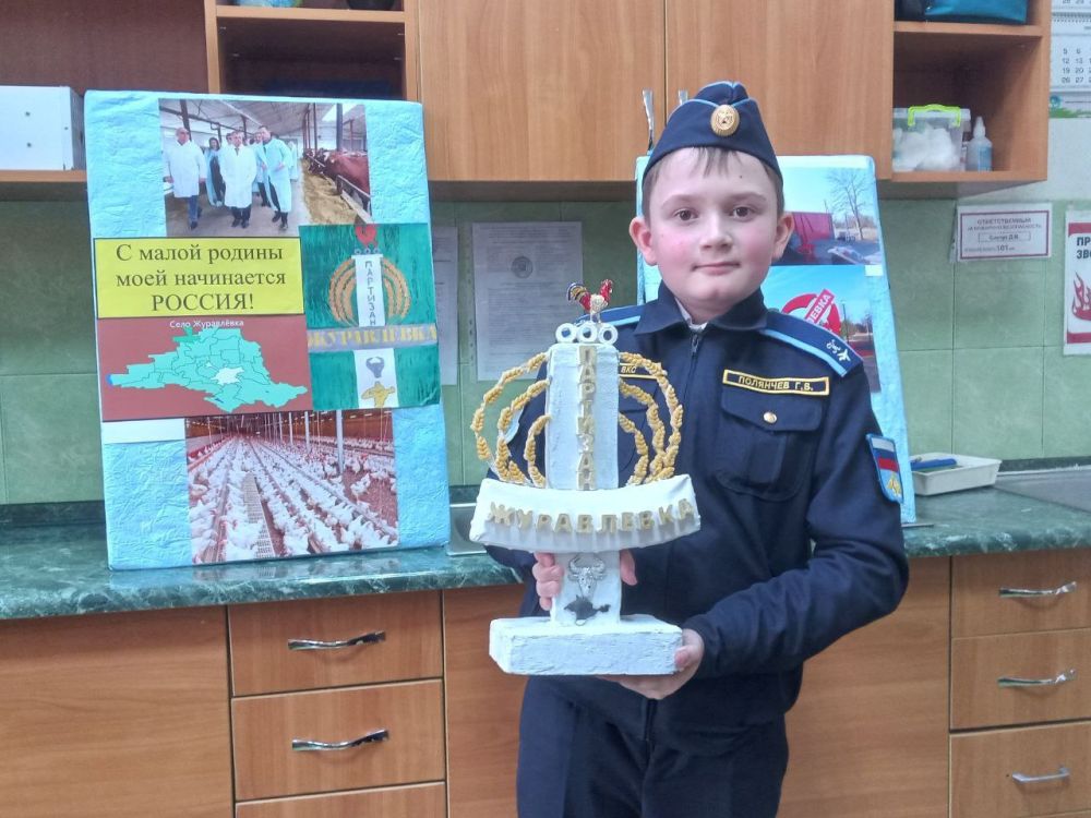 На базе Государственного бюджетного образовательного учреждения дополнительного образования Республики Крым «Эколого-биологический центр» при поддержке Министерства образования, науки и молодёжи Республики Крым состоялся... На базе Государственного бюджетного образовательного учреждения дополнительного образования Республики Крым «Эколого-биологический центр» при поддержке Министерства образования, науки и молодёжи Республики Крым состоялся...