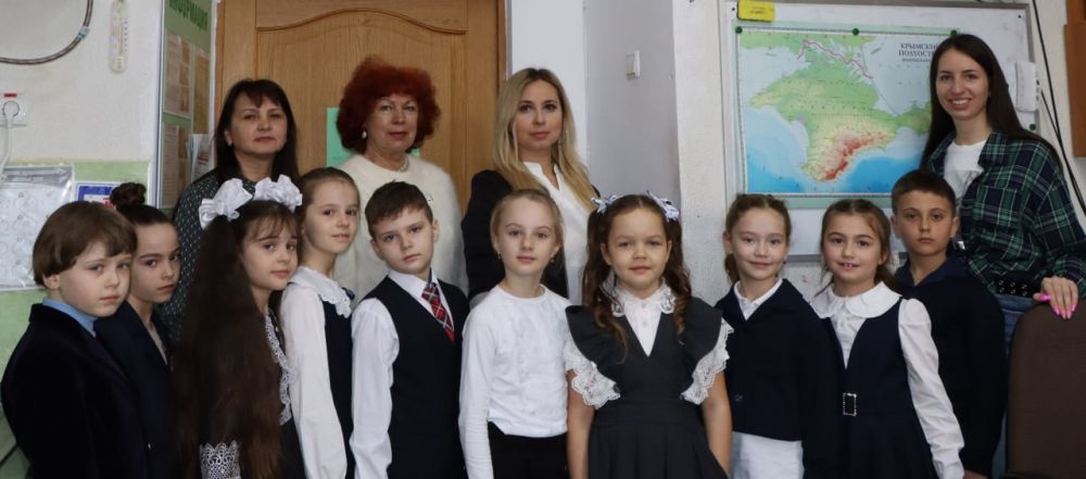 На базе Государственного бюджетного образовательного учреждения дополнительного образования Республики Крым «Эколого-биологический центр» при поддержке Министерства образования, науки и молодёжи Республики Крым состоялся... На базе Государственного бюджетного образовательного учреждения дополнительного образования Республики Крым «Эколого-биологический центр» при поддержке Министерства образования, науки и молодёжи Республики Крым состоялся...