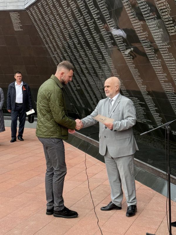 Заместитель министра экологии и природных ресурсов Республики Крым Павел Чаговец принял участие в итоговой аттестации по дополнительной профессиональной программе повышения квалификации «Информационное противодействие... Заместитель министра экологии и природных ресурсов Республики Крым Павел Чаговец принял участие в итоговой аттестации по дополнительной профессиональной программе повышения квалификации «Информационное противодействие...