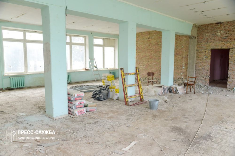 В Евпатории стартовал ремонт библиотеки им. И.Сельвинского В Евпатории стартовал ремонт библиотеки им. И.Сельвинского