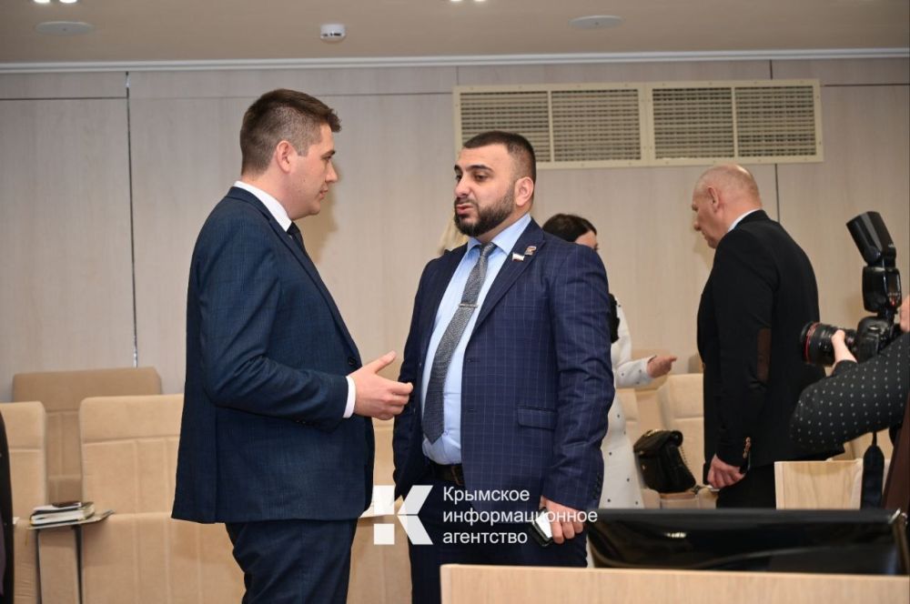 В кулуарах Госсовета РК В кулуарах Госсовета РК