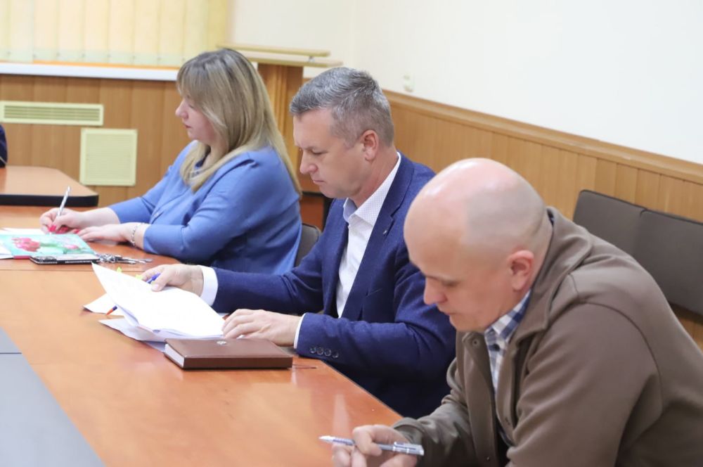 Состоялось заседание Оркомитета по подготовке и проведению в 2025 году в Бахчисарайском районе Республики Крым мероприятий, посвященных 80-й годовщине Победы в Великой Отечественной войне 1941-1945 годов и памятным датам... Состоялось заседание Оркомитета по подготовке и проведению в 2025 году в Бахчисарайском районе Республики Крым мероприятий, посвященных 80-й годовщине Победы в Великой Отечественной войне 1941-1945 годов и памятным датам...