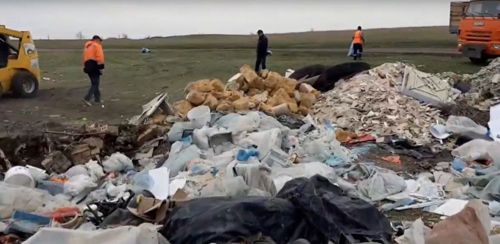 В социальных сетях поступило обращение о возникновении стихийной свалки мусора в микрорайоне Каменка (район первой остановки общественного транспорта) В социальных сетях поступило обращение о возникновении стихийной свалки мусора в микрорайоне Каменка (район первой остановки общественного транспорта)