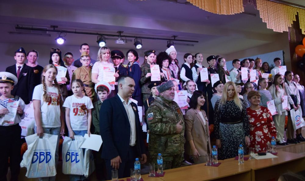 В Симферополе прошел муниципальный этап межрегионального творческого конкурса «Мы - наследники Победы!» В Симферополе прошел муниципальный этап межрегионального творческого конкурса «Мы - наследники Победы!»