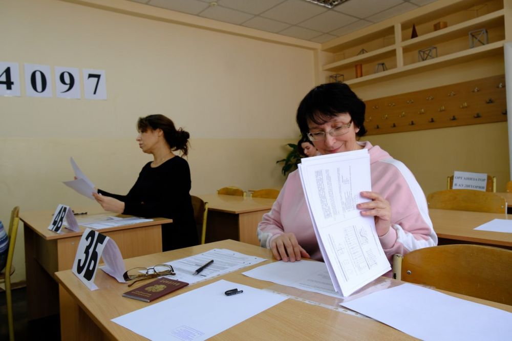 Янина Павленко: Мамочки наших выпускников снова сели за парты Янина Павленко: Мамочки наших выпускников снова сели за парты