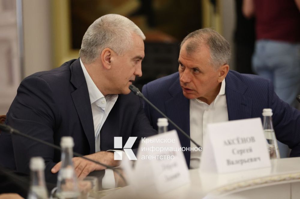 В Ливадийском дворце стартовал международный научно-дипломатический конгресс В Ливадийском дворце стартовал международный научно-дипломатический конгресс