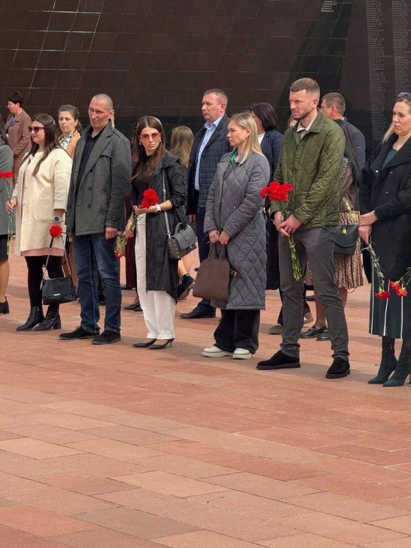 Ольга Шевцова: Мой заместитель Павел Чаговец принял участие в итоговой аттестации по дополнительной профессиональной программе повышения квалификации «Информационное противодействие идеологии неонацизма» для государственных... Ольга Шевцова: Мой заместитель Павел Чаговец принял участие в итоговой аттестации по дополнительной профессиональной программе повышения квалификации «Информационное противодействие идеологии неонацизма» для государственных...