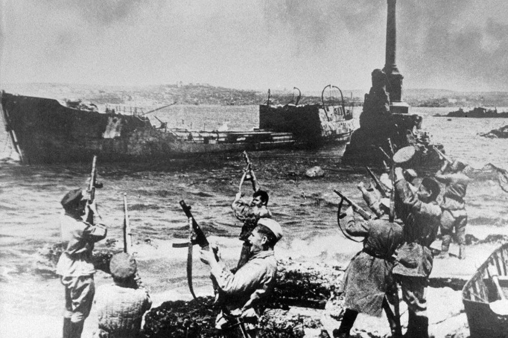 Владимир Константинов: Каким могли увидеть Крым участники саммита «большой тройки» в феврале 1945 года? Владимир Константинов: Каким могли увидеть Крым участники саммита «большой тройки» в феврале 1945 года?