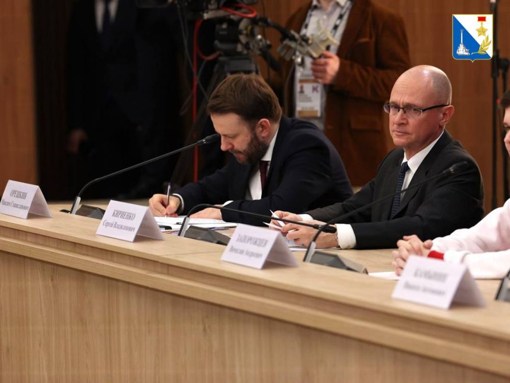 Губернатор Севастополя Михаил Развожаев принял участие в заседании Наблюдательного совета Общероссийского общественно-государственного движения детей и молодёжи «Движение первых», которое проводил президент Владимир... Губернатор Севастополя Михаил Развожаев принял участие в заседании Наблюдательного совета Общероссийского общественно-государственного движения детей и молодёжи «Движение первых», которое проводил президент Владимир...