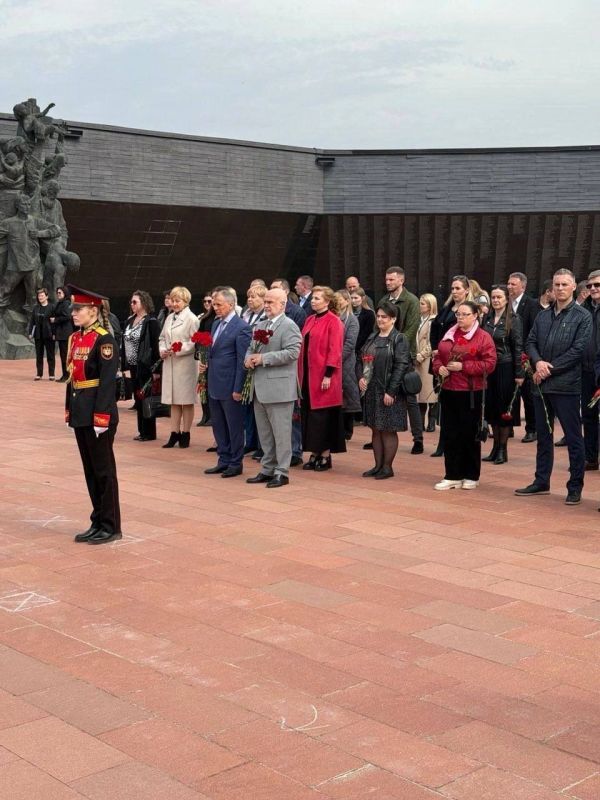 Ольга Шевцова: Мой заместитель Павел Чаговец принял участие в итоговой аттестации по дополнительной профессиональной программе повышения квалификации «Информационное противодействие идеологии неонацизма» для государственных... Ольга Шевцова: Мой заместитель Павел Чаговец принял участие в итоговой аттестации по дополнительной профессиональной программе повышения квалификации «Информационное противодействие идеологии неонацизма» для государственных...