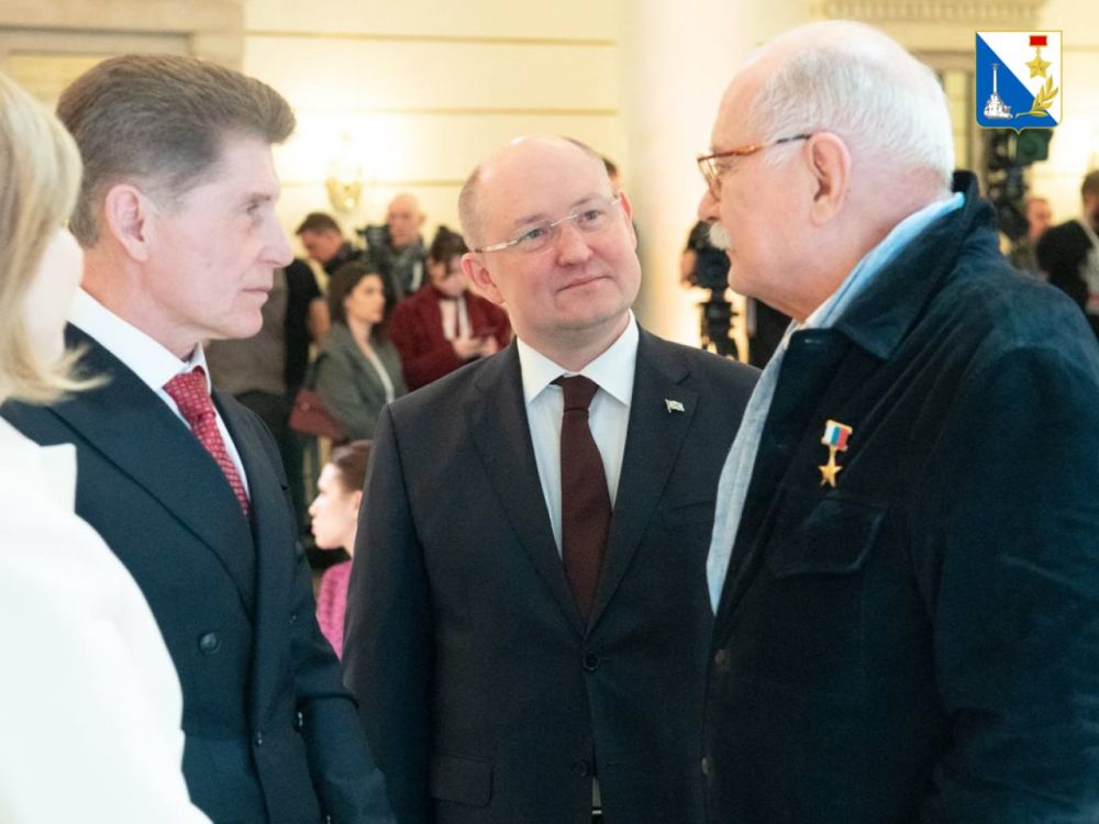 Михаил Развожаев стал лауреатом специальной премии «Золотой Маски» за поддержку театрального искусства России Михаил Развожаев стал лауреатом специальной премии «Золотой Маски» за поддержку театрального искусства России