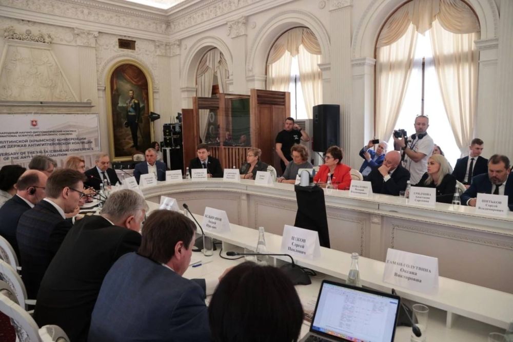 Анастасия Гридчина: Приняла участие в работе международно научно-дипломатического конгресса посвященного 80-летию Ялтинской конференции глав союзных держав антигитлеровской коалиции Анастасия Гридчина: Приняла участие в работе международно научно-дипломатического конгресса посвященного 80-летию Ялтинской конференции глав союзных держав антигитлеровской коалиции