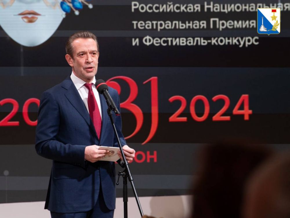 Михаил Развожаев стал лауреатом специальной премии «Золотой Маски» за поддержку театрального искусства России Михаил Развожаев стал лауреатом специальной премии «Золотой Маски» за поддержку театрального искусства России