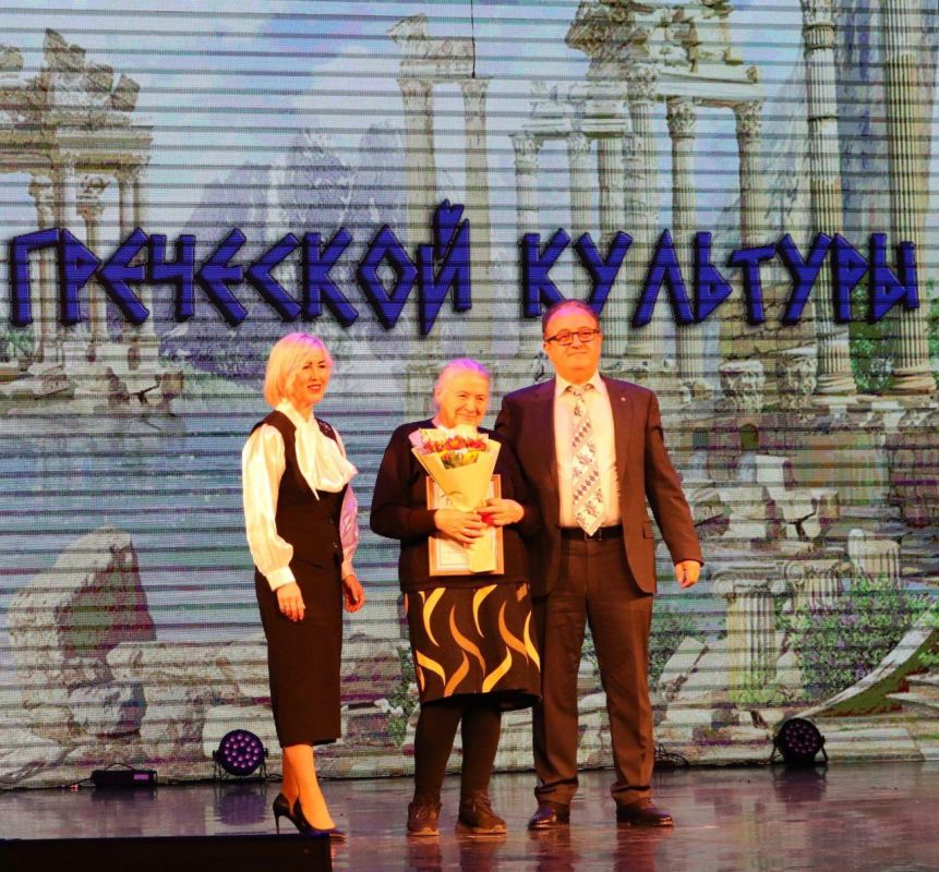 В Симферополе состоялся фестиваль греческой культуры В Симферополе состоялся фестиваль греческой культуры