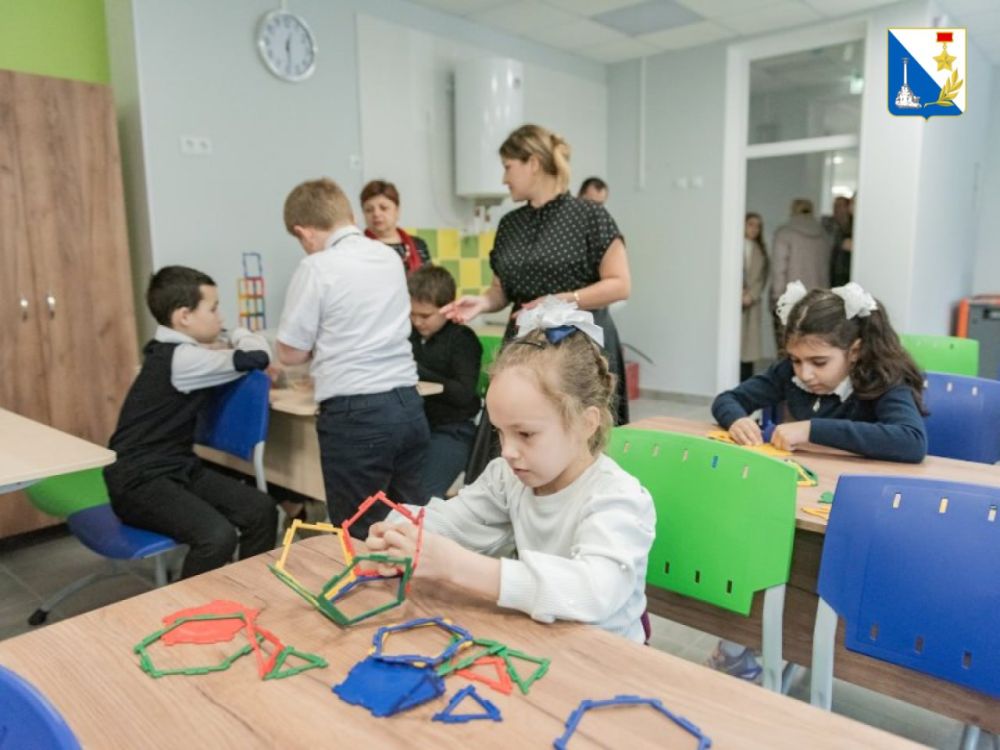 Школа №17 в Севастополе открылась после капитального ремонта! Школа №17 в Севастополе открылась после капитального ремонта!
