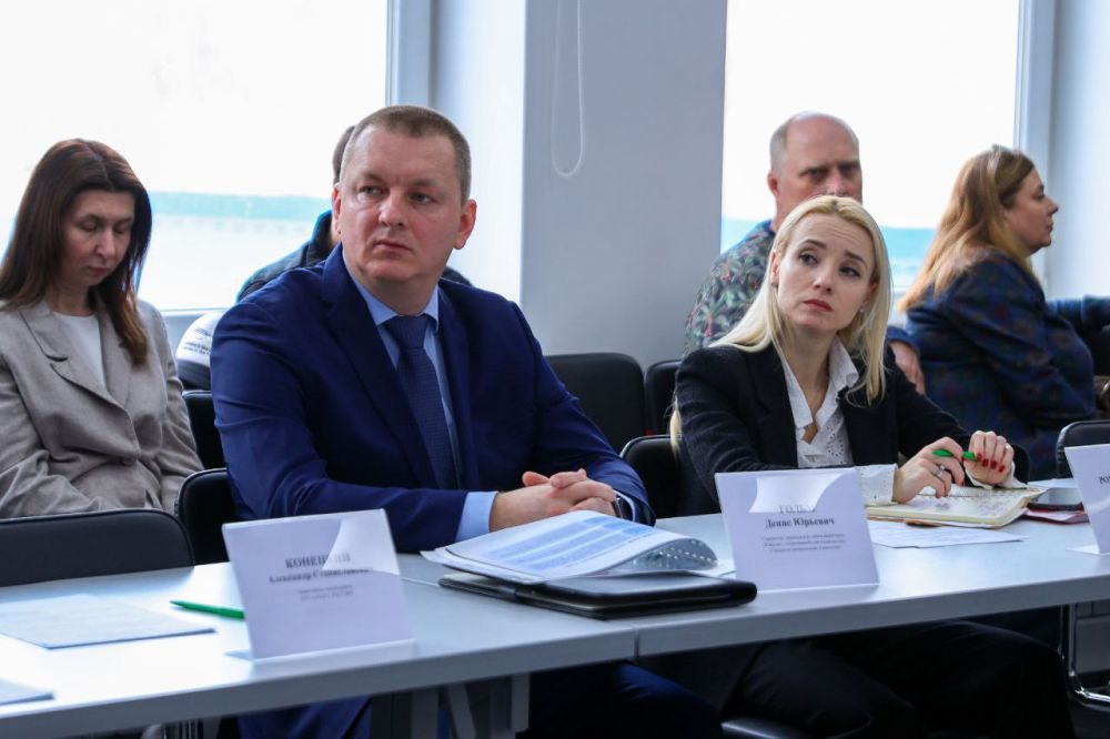 Провёл заседание комиссии по вопросам экономического развития, предпринимательства и местного самоуправления Общественной палаты Республики Крыма Провёл заседание комиссии по вопросам экономического развития, предпринимательства и местного самоуправления Общественной палаты Республики Крыма