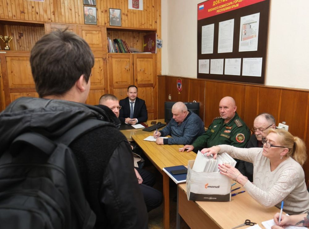В Ялте стартует весенний призыв В Ялте стартует весенний призыв