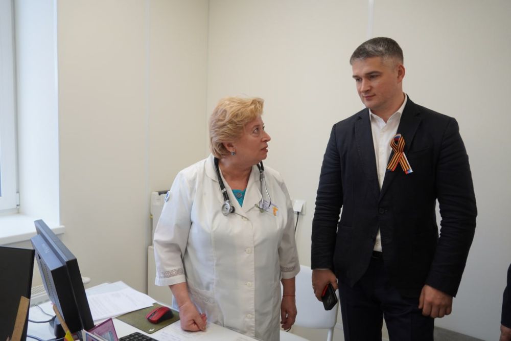 В Керчи состоялось открытие детской поликлиники «Керченской городской больницы №3», расположенной по адресу ул. Парковая, 6 В Керчи состоялось открытие детской поликлиники «Керченской городской больницы №3», расположенной по адресу ул. Парковая, 6